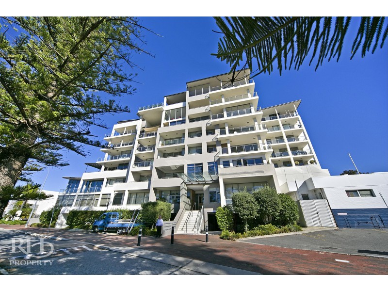 C2/1 The Esplanade, Mount Pleasant WA 6153