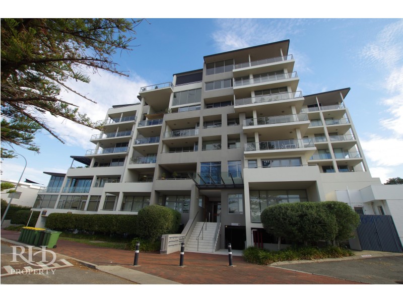 C2/1 The Esplanade, Mount Pleasant WA 6153