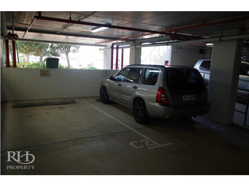 C2/1 The Esplanade, Mount Pleasant WA 6153