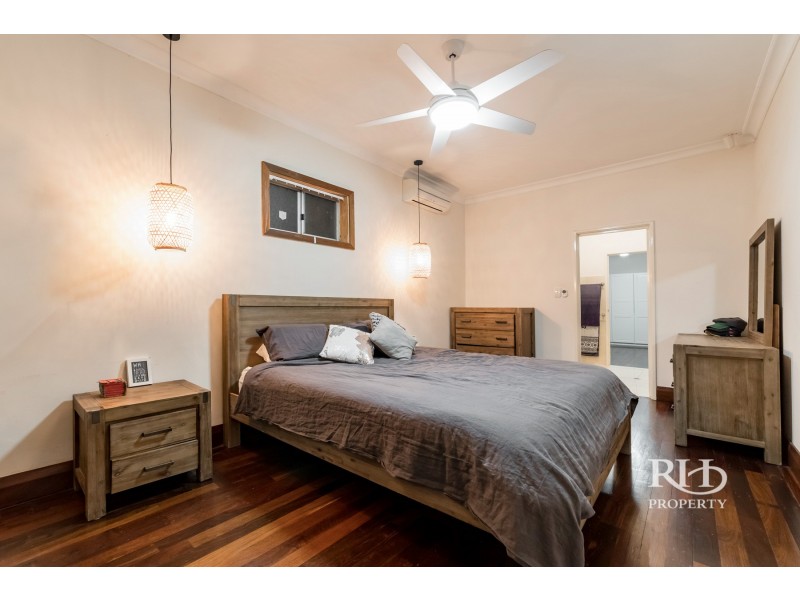 14 Birdwood Road, Melville WA 6156