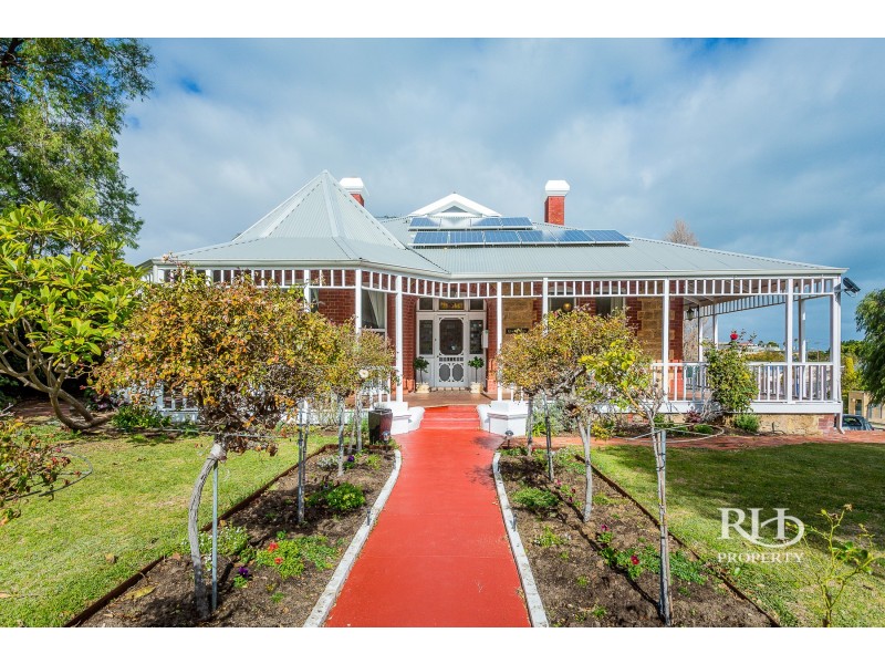 6 Fraser Street, East Fremantle WA 6158