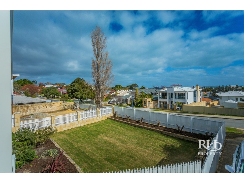 6 Fraser Street, East Fremantle WA 6158