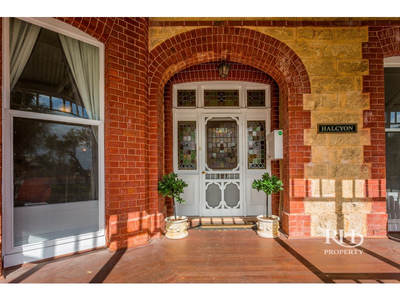 6 Fraser Street, East Fremantle WA 6158