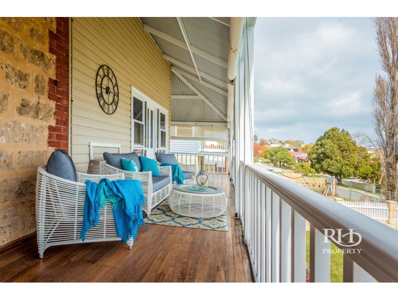 6 Fraser Street, East Fremantle WA 6158