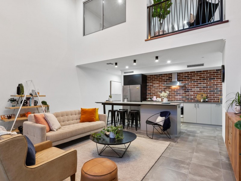 123 Orsino Boulevard, North Coogee WA 6163