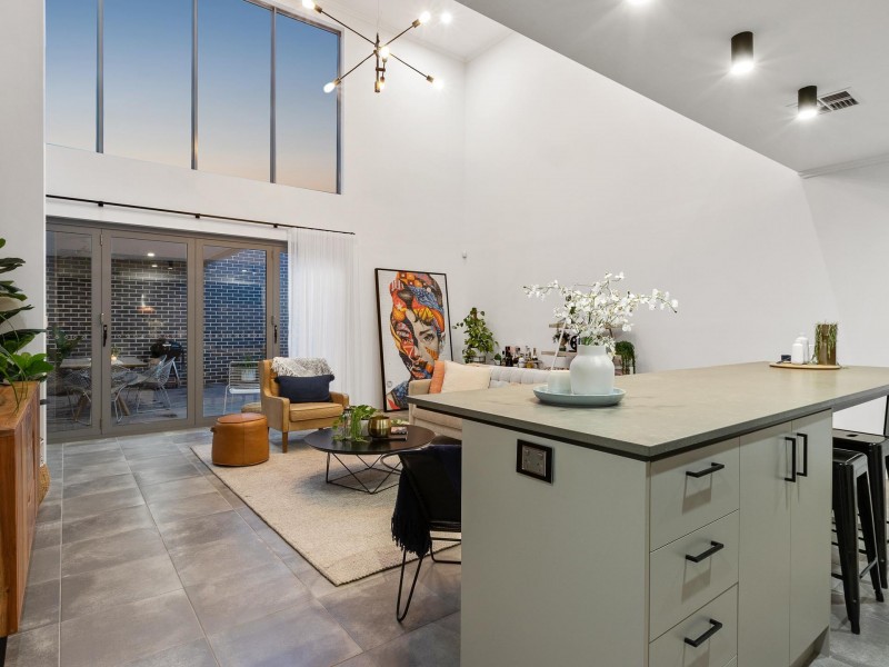 123 Orsino Boulevard, North Coogee WA 6163