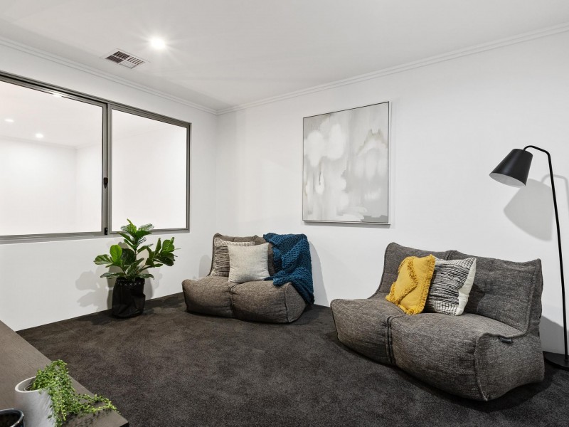 123 Orsino Boulevard, North Coogee WA 6163