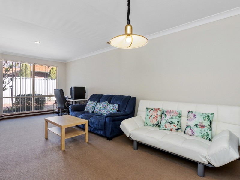 2/6 Forbes Road, Applecross WA 6153