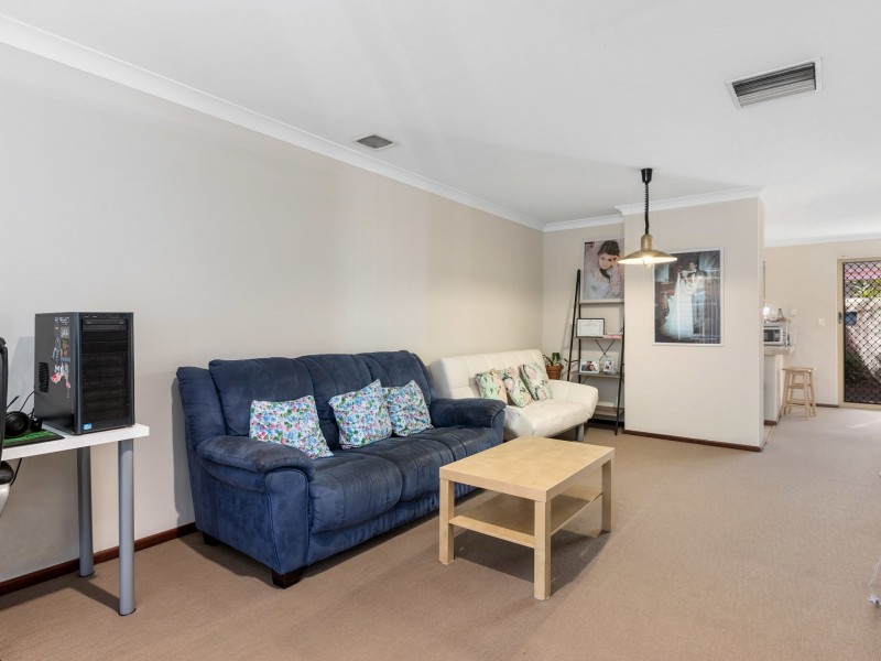 2/6 Forbes Road, Applecross WA 6153