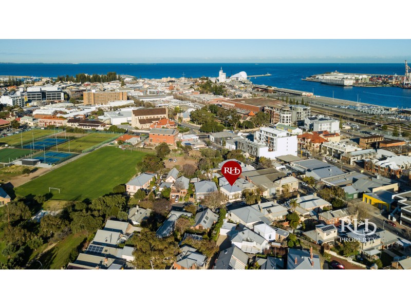 3 Barnett Street, Fremantle WA 6160