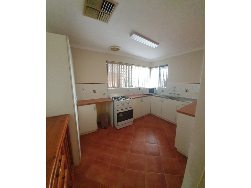 64A Gladstone Road, Leeming WA 6149