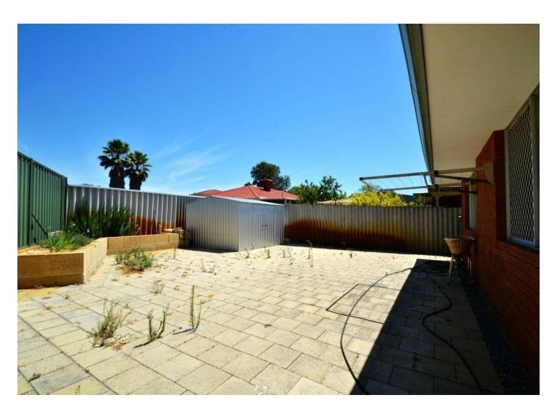 64A Gladstone Road, Leeming WA 6149