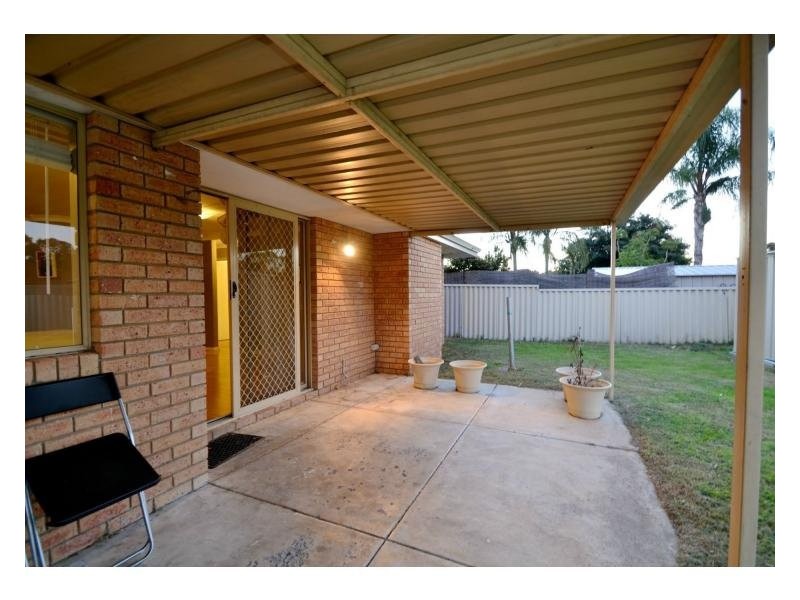 16A Majestic Court, Thornlie WA 6108