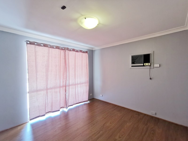 15 Moondarra Circle, South Lake WA 6164