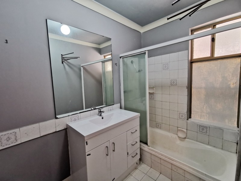 15 Moondarra Circle, South Lake WA 6164
