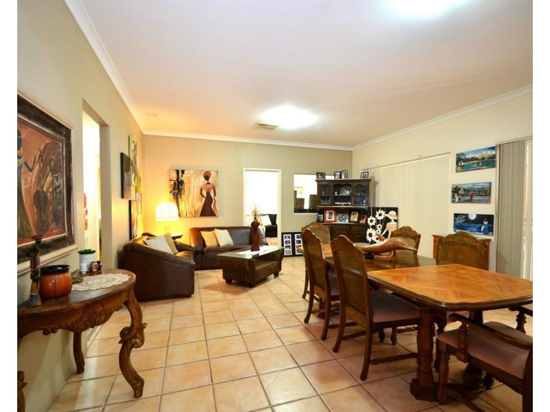 5 Mount Park Way, Canning Vale WA 6155