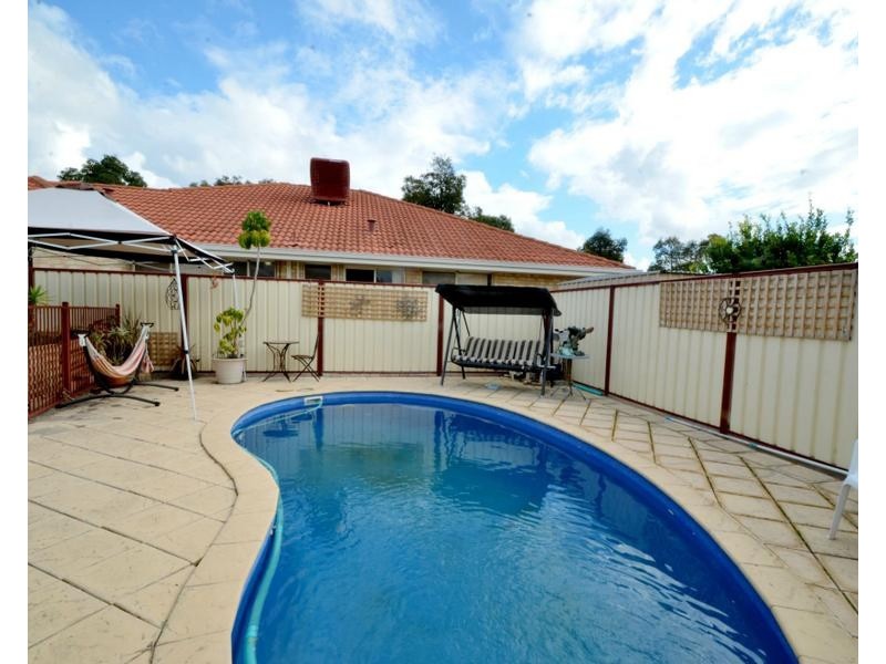 5 Mount Park Way, Canning Vale WA 6155