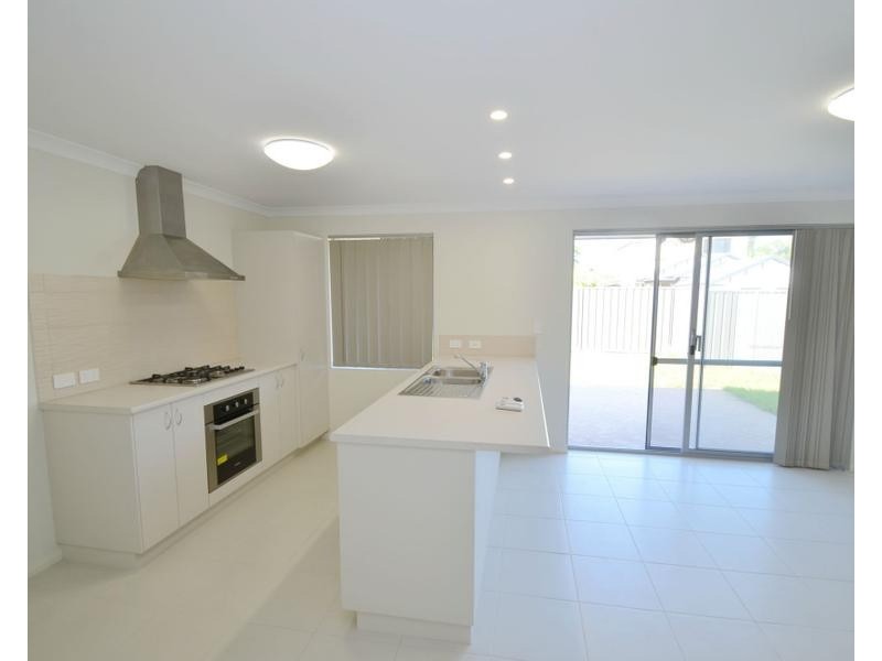 6 Andrews Road, Wilson WA 6107