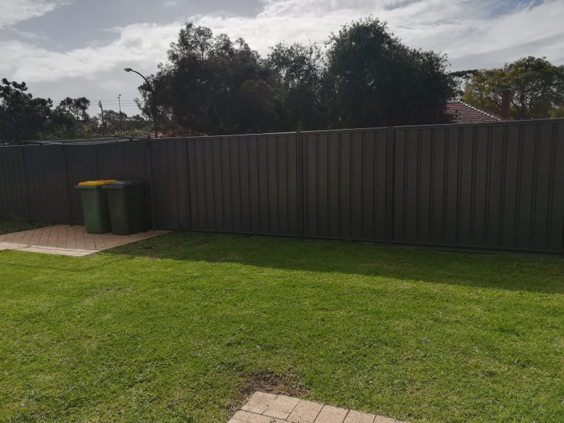 6 Andrews Road, Wilson WA 6107