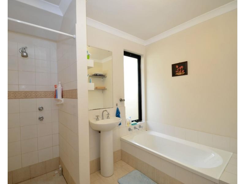 150 Boardman Rd, Canning Vale WA 6155