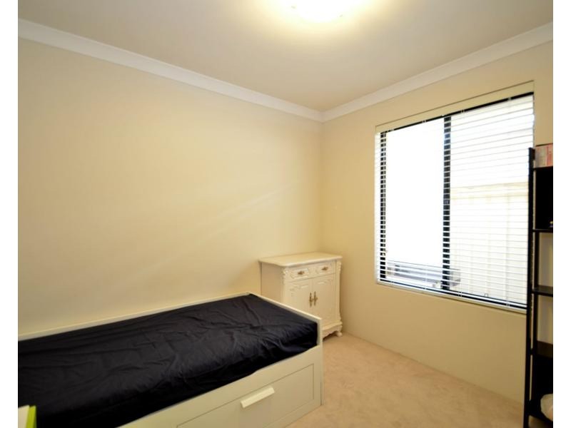 150 Boardman Rd, Canning Vale WA 6155