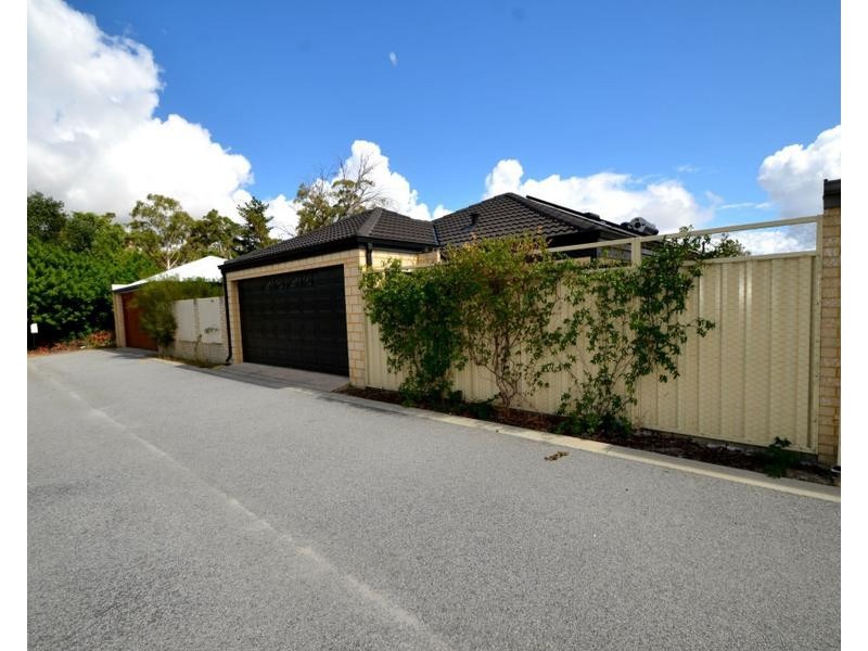 150 Boardman Rd, Canning Vale WA 6155