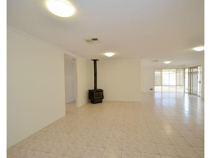 5 Cranshaw Mews, Atwell WA 6164