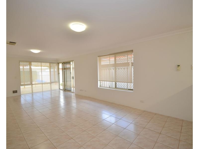 5 Cranshaw Mews, Atwell WA 6164