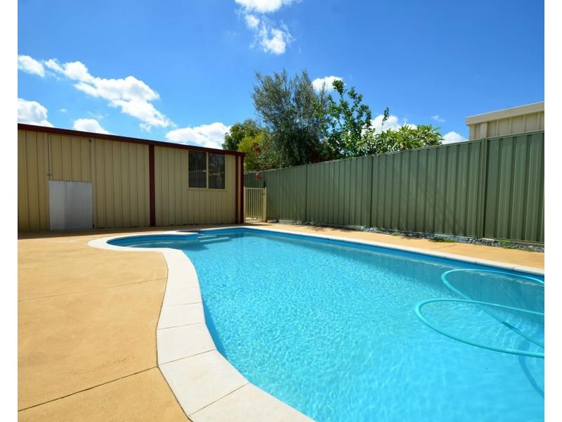 5 Cranshaw Mews, Atwell WA 6164