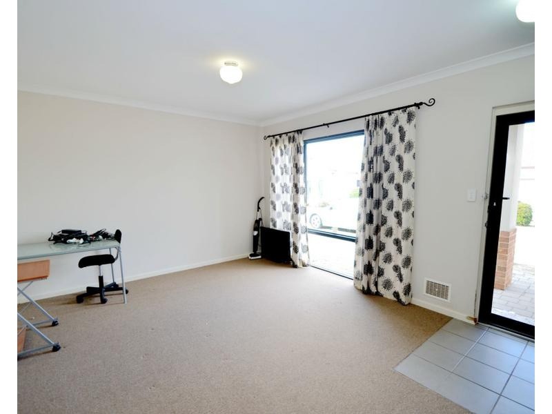 17/4-10 Channon Street, Bentley WA 6102