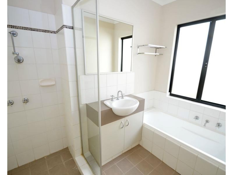 17/4-10 Channon Street, Bentley WA 6102