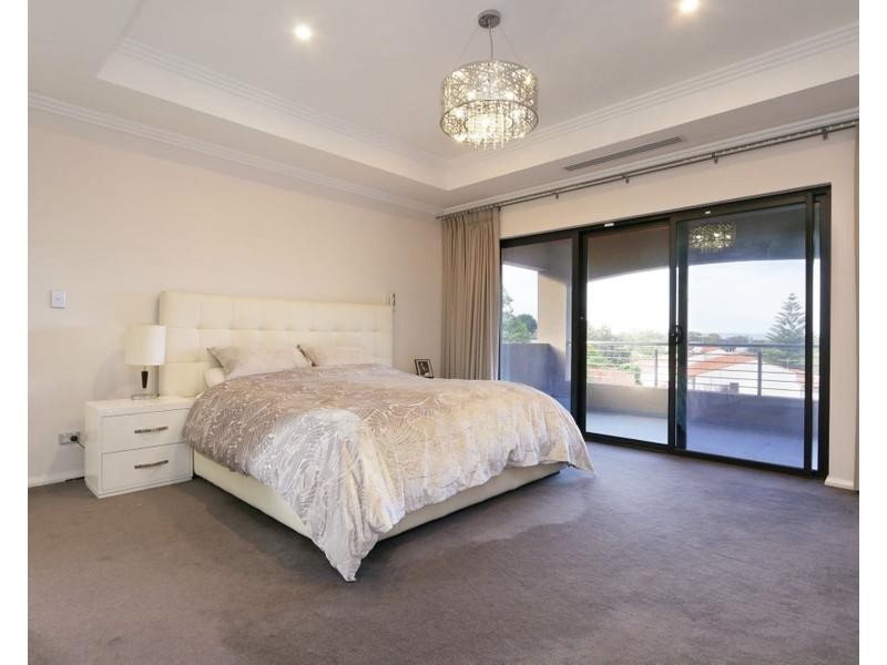 205 Reynolds Road, Mount Pleasant WA 6153