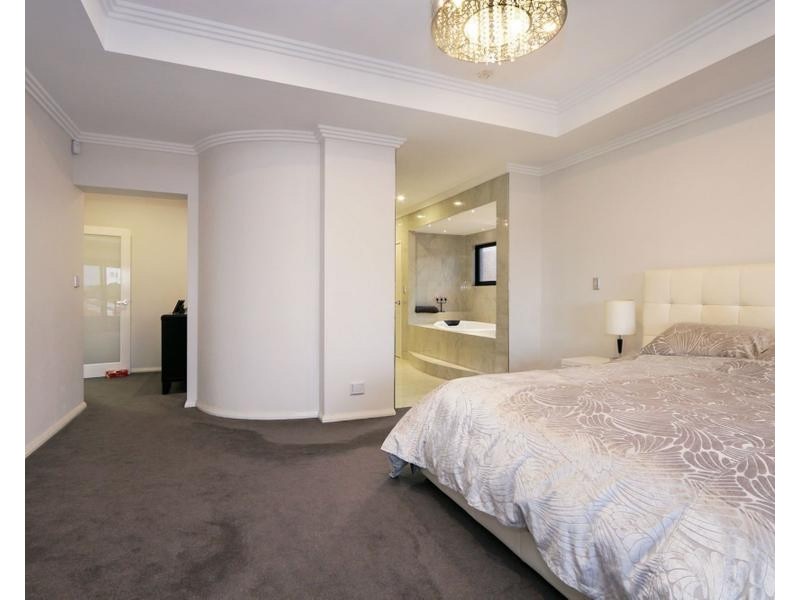 205 Reynolds Road, Mount Pleasant WA 6153