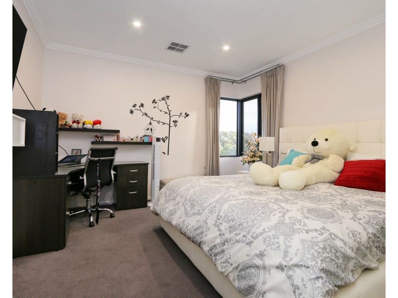 205 Reynolds Road, Mount Pleasant WA 6153