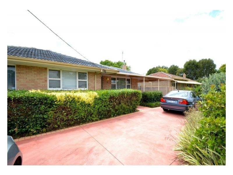 8 Wilpon Street, Beckenham WA 6107