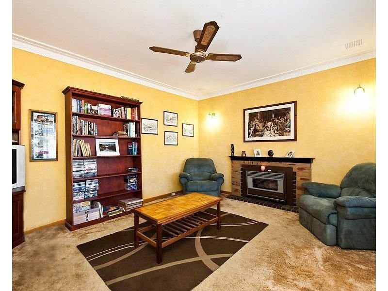 8 Wilpon Street, Beckenham WA 6107