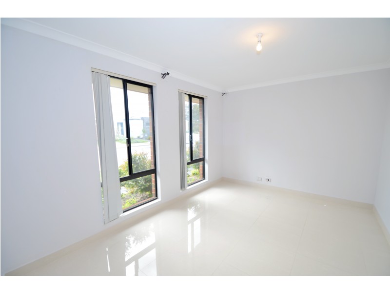 31 Corsican Way, Canning Vale WA 6155