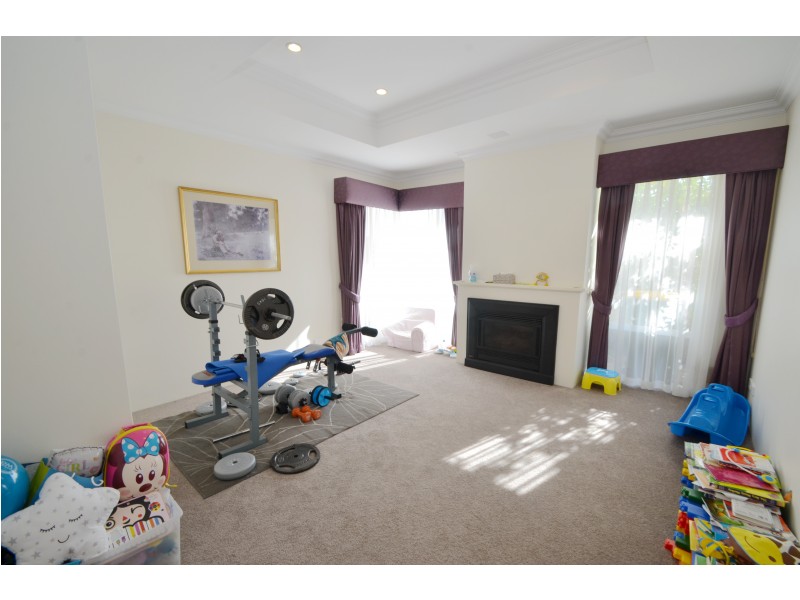 82 Ashmore Avenue, Canning Vale WA 6155
