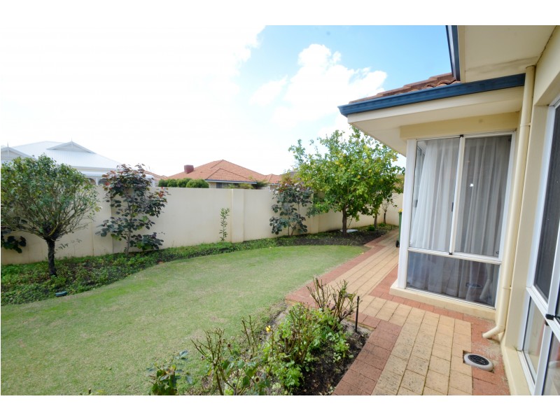 82 Ashmore Avenue, Canning Vale WA 6155