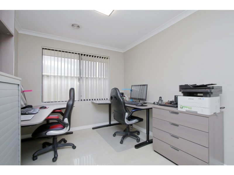 32 Shelduck Bend, Harrisdale WA 6112