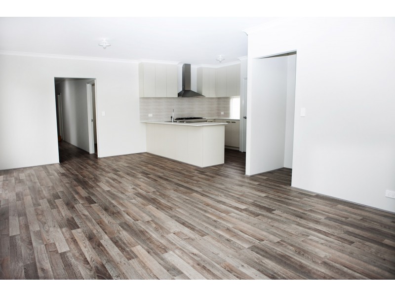 13 Stone Court, Kardinya WA 6163