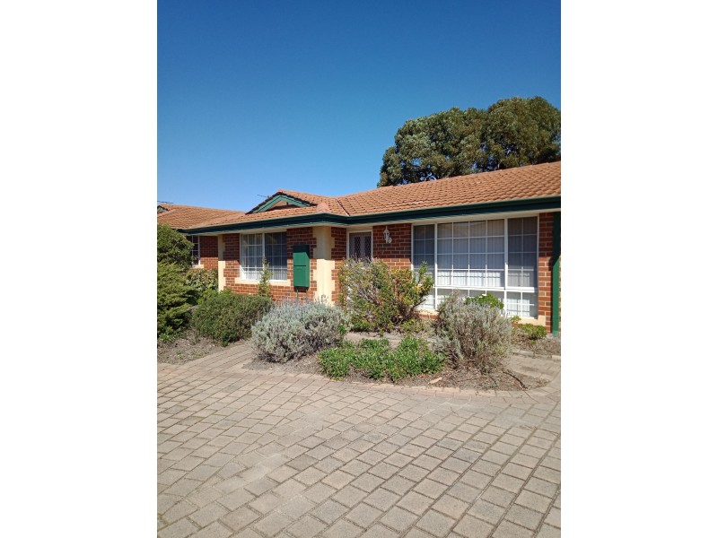 23/2 Glennis Close, Gosnells WA 6110