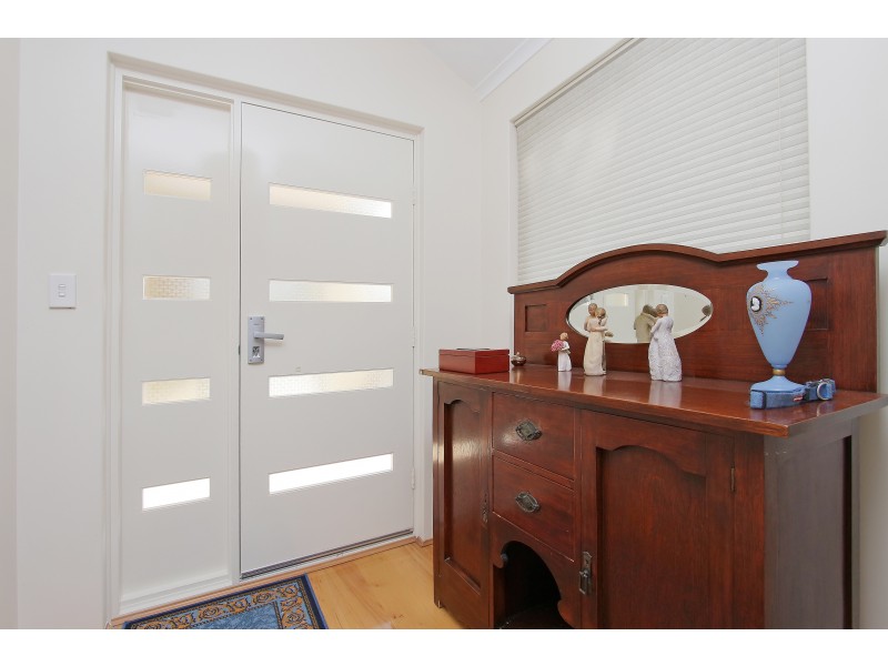 17 Brunonia Terrace, Harrisdale WA 6112