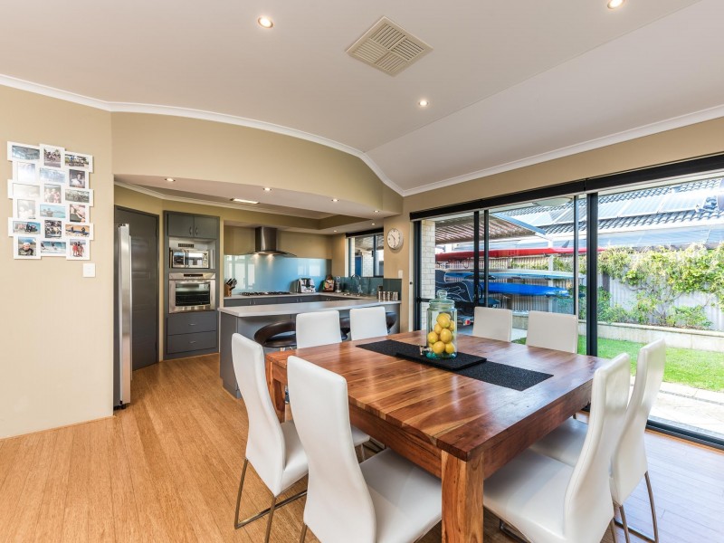 49 Walkingdale Promenade, Southern River WA 6110