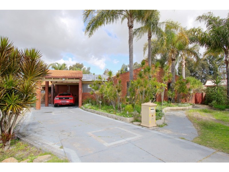 24 Merino Court, Thornlie WA 6108