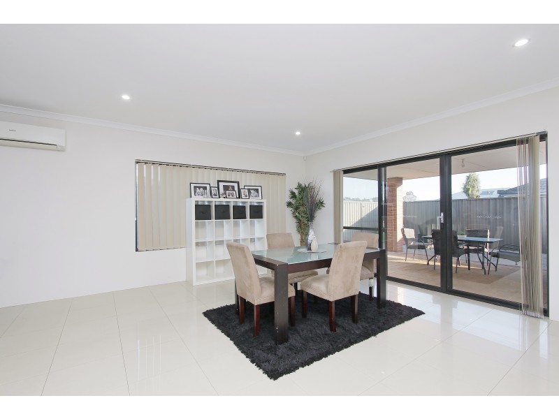 31 Whitehorse Drive, Harrisdale WA 6112