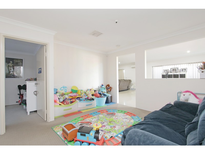 31 Whitehorse Drive, Harrisdale WA 6112