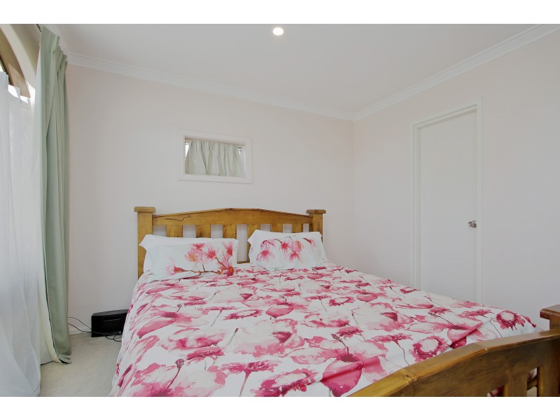 4 Clowes Court, Thornlie WA 6108