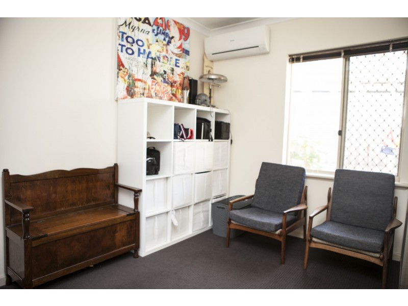 20 Knight Avenue, Yokine WA 6060