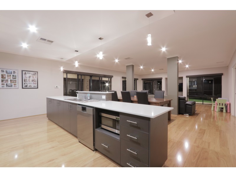 20 Falkner Road, Harrisdale WA 6112